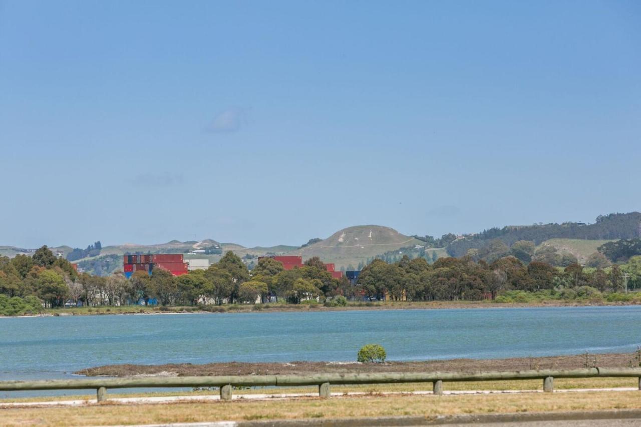 Fairley Motor Lodge Napier Bagian luar foto